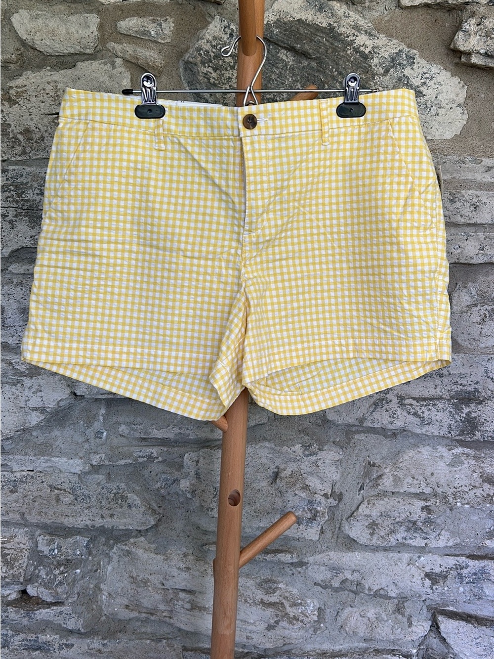 Old Navy Yellow Gingham Women’s Shorts